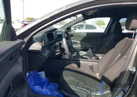 2025 Hyundai Elantra Sel Sport z USA, uszkodzony, nr VIN KMHLM4DG6SU902627